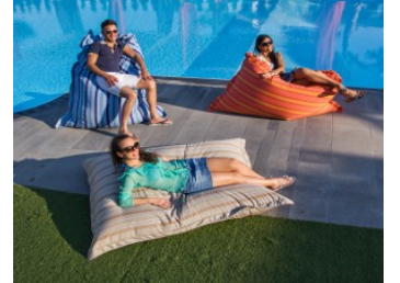 Bain de soleil Dune et modèles de coussins outdoor de Spouf